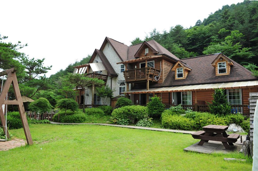 Bench House Villa Pyeongchang Eksteriør bilde